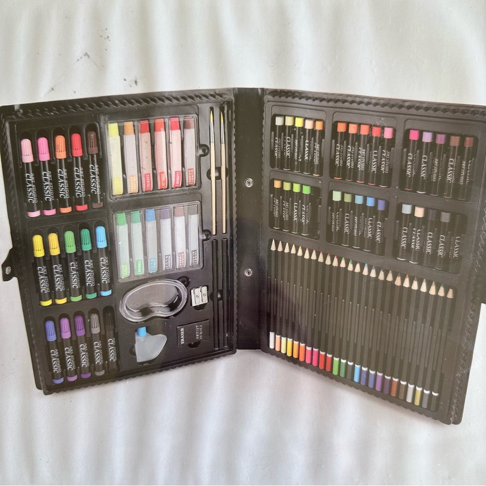 🙂4/$20 Hobby Lobby Art Supply Set - Picture 4 of 10